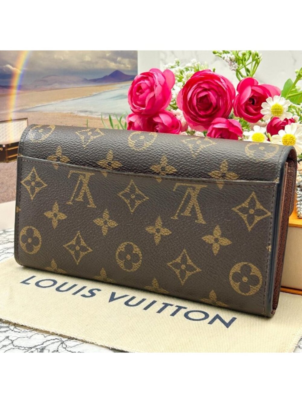 Louis Vuitton Monogram Portefeuille Sarah Wallet - Picture 2 of 9